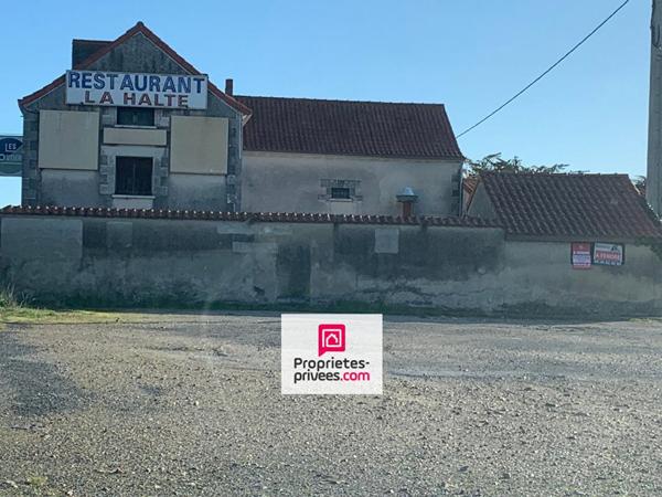 Ensemble immobilier d'environ 650 M²