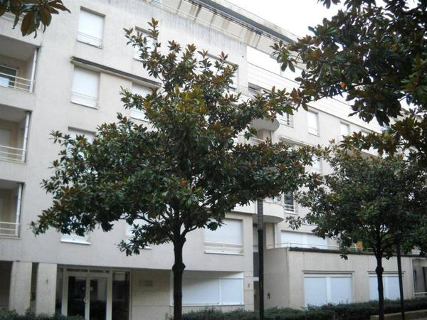 Appartement 2 pièces                                        - 44000 Nantes Réf : 12270