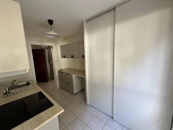 Appartement 2 pièces                                        - 44000 Nantes Réf : 12270
