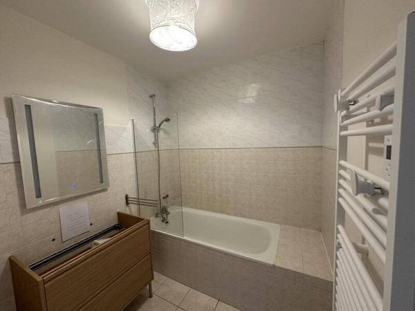 Appartement 2 pièces                                        - 44000 Nantes Réf : 12270