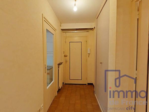 Appartement 2 pièces                                        - 43000 Le Puy-en-Velay Réf : 2883-CIFVFOREZVELAY