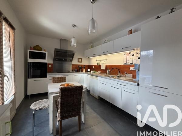 Maison à vendre 4 pièces 130 m² Cestas