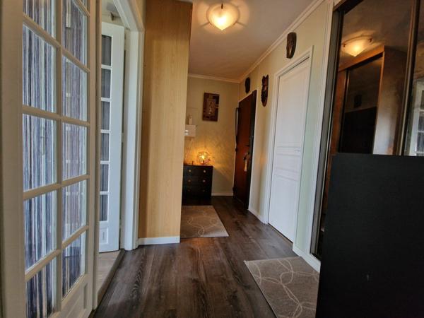 Appartement à vendre    4 pièces • 80 m2 Brunoy