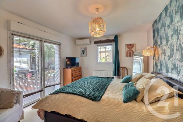 Maison à vendre  5 pièces - 113,53 m 2   MERIGNAC  - 33