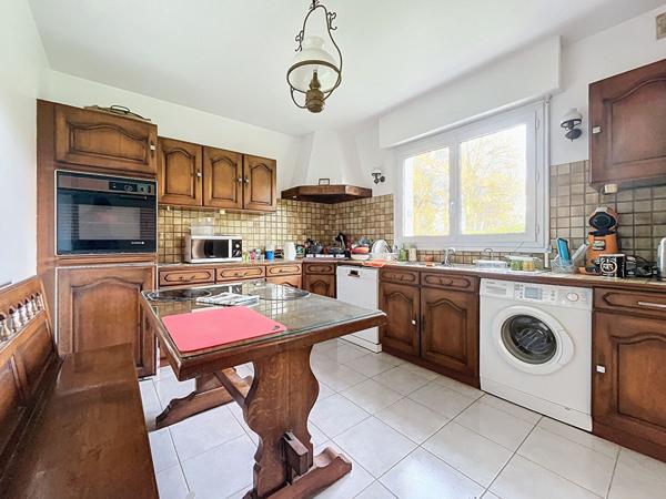 Maison - 8 pièces - 158 m² - QUIMPER - Voie romaine