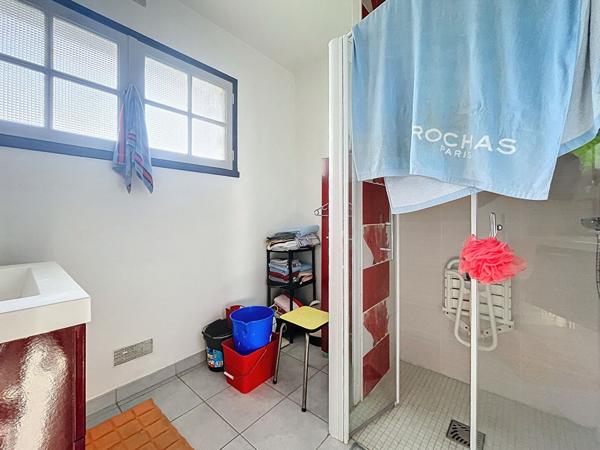 Maison - 8 pièces - 158 m² - QUIMPER - Voie romaine