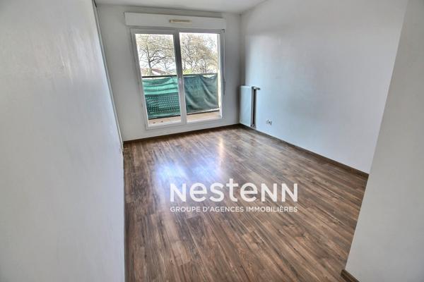 SECTEUR PARILLY:  APPARTEMENT T3 Résidence 2015, garage, tramway, métro, commerces et écoles à 2 min,