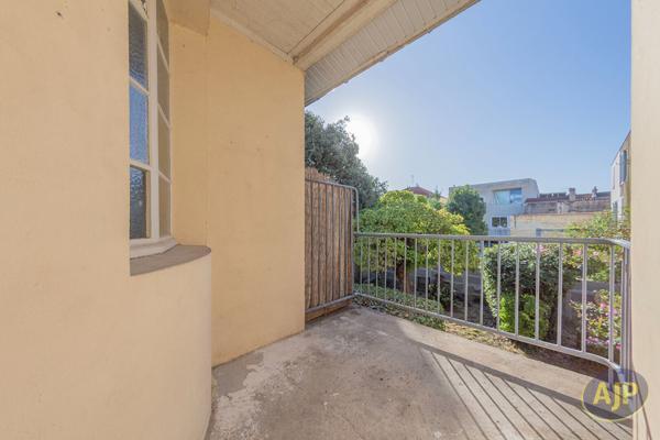 Appartement à vendre Bordeaux - 3 pièces, 47m² avec 2 chambre(s) à 179 500€ - AJP Immobilier Bordeaux Chartrons