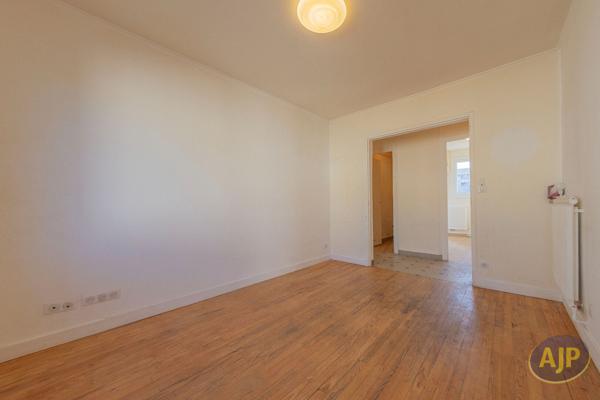 Appartement à vendre Bordeaux - 3 pièces, 47m² avec 2 chambre(s) à 179 500€ - AJP Immobilier Bordeaux Chartrons