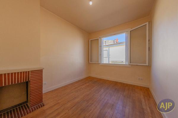 Appartement à vendre Bordeaux - 3 pièces, 47m² avec 2 chambre(s) à 179 500€ - AJP Immobilier Bordeaux Chartrons