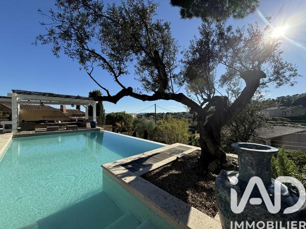Maison à vendre 5 pièces 127 m² Sainte-Maxime