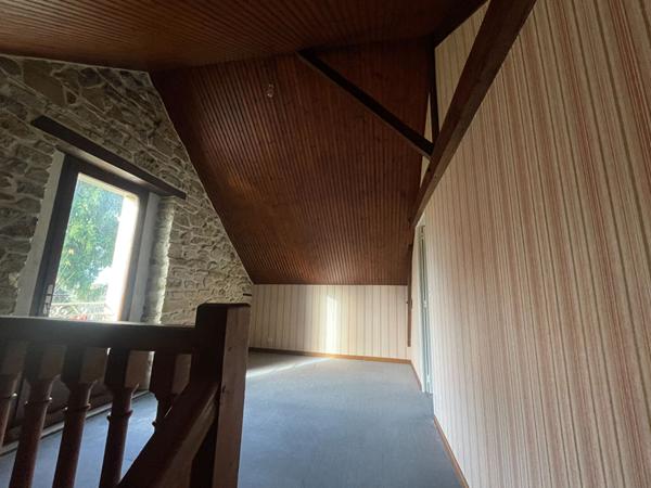 Charmante Maison à Vendre à Pire-chance - 265 500 €