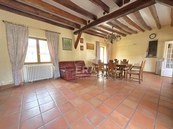 Maison de 180 m² en plein centre de Mormant