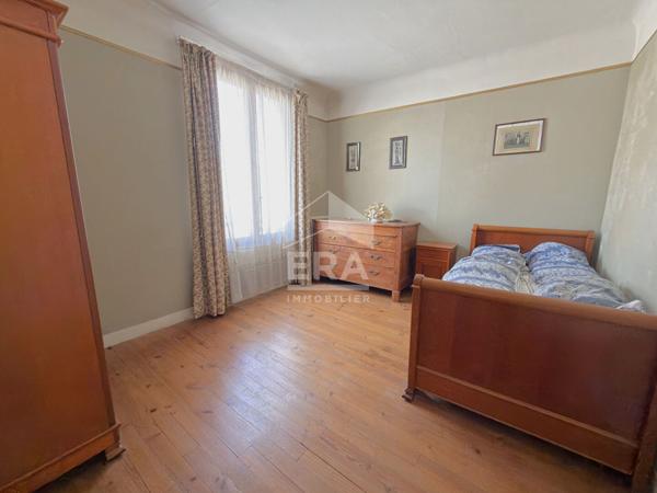 Maison de 180 m² en plein centre de Mormant