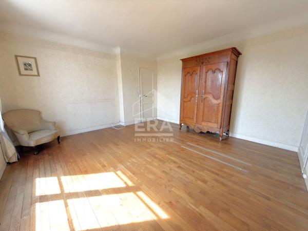 Maison de 180 m² en plein centre de Mormant