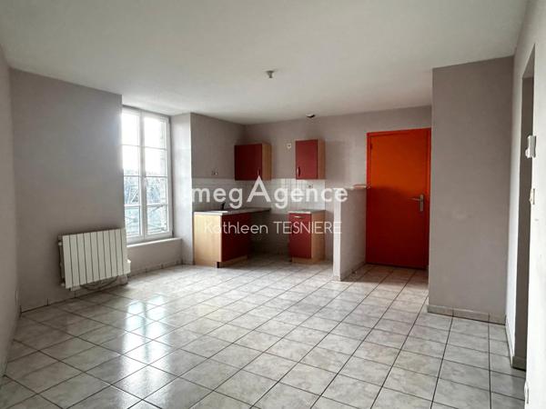 Appartement à FOUGERES, 35300 - 6 pièces 108m²