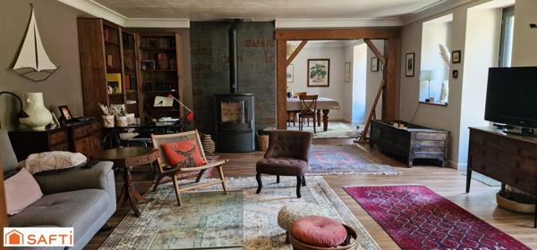 Magnifique longère en pierres