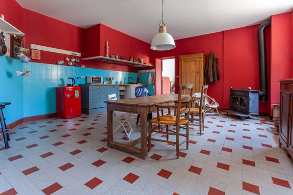 MAISON DE CHARME DANS ANCIEN CORPS DE FERME