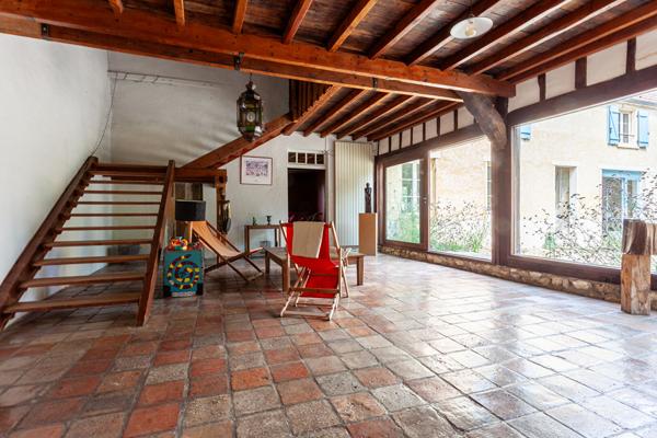 MAISON DE CHARME DANS ANCIEN CORPS DE FERME
