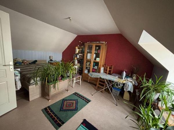 Maison a Vendre à LANGOLEN, en Finistère Sud (29), en EXCLUSIVITE, au Coeur du Bourg, Maison Ru...