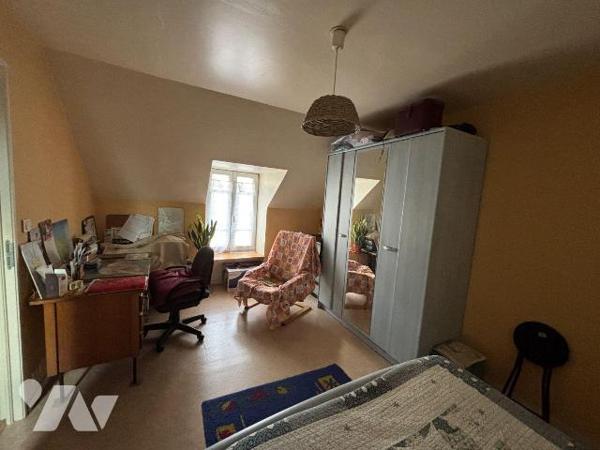 Maison a Vendre à LANGOLEN, en Finistère Sud (29), en EXCLUSIVITE, au Coeur du Bourg, Maison Ru...