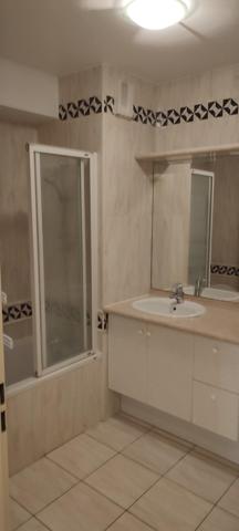 Au calme T3 de 82.50 m2 et 77 m² de terrasse au rdc résidence de standing de 1998