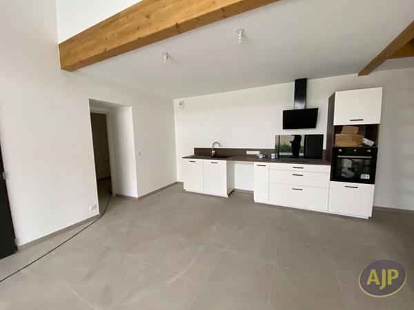 Location maison Remouille : 1 100 € - AJP Immobilier Clisson
