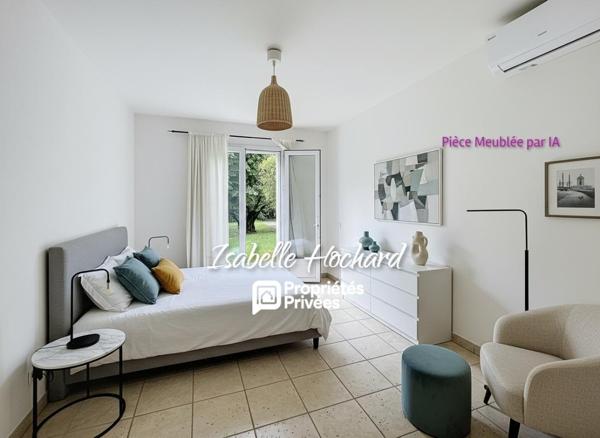 Maison familiale avec piscine, grands volumes et fort potentiel. Terrain 1 982 m²