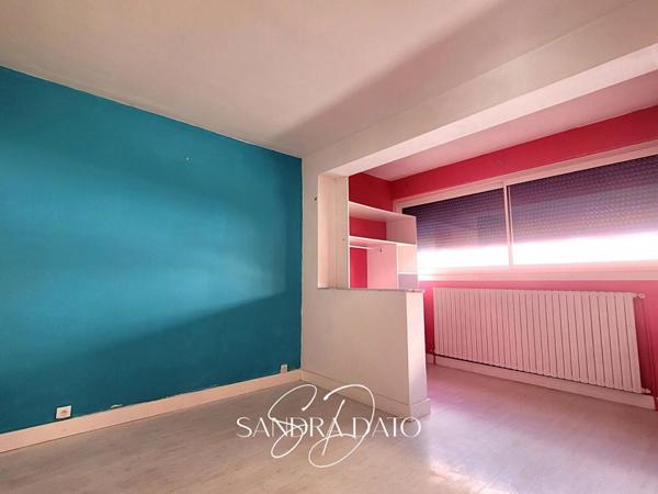 MAISON CARCASSONNE R + 1  - 3 CHAMBRES - JARDIN - GARAGE