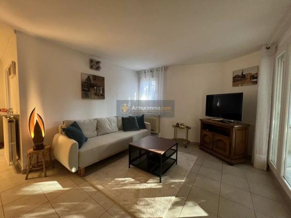 Location Appartement 3 pièces 70 m2 à Fréjus