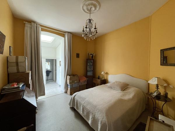 À vendre - Maison bourgeoise, 8 pièces située à Compiègne (60200)