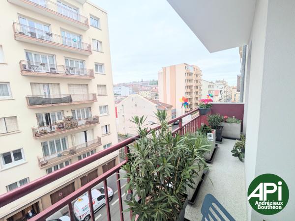 Appartement T2 de 68 m² avec GARAGE.
