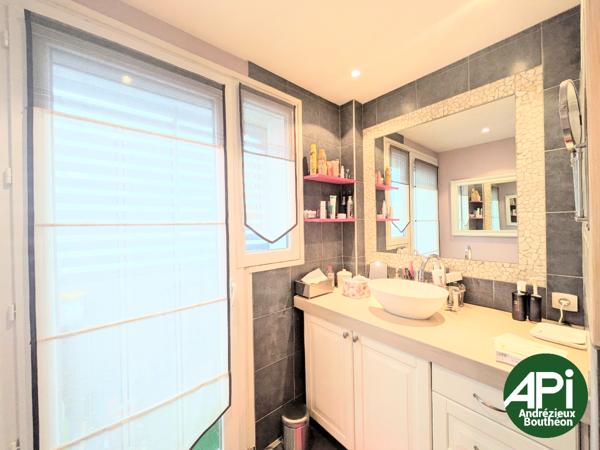 Appartement T2 de 68 m² avec GARAGE.