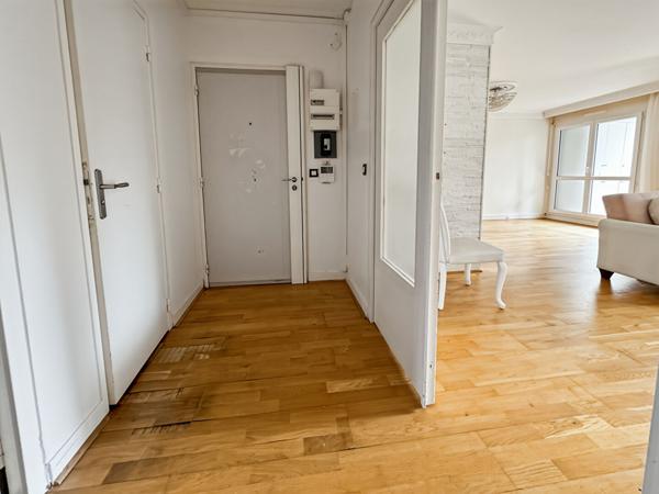 Appartement  6 pièces 111m² proche métro