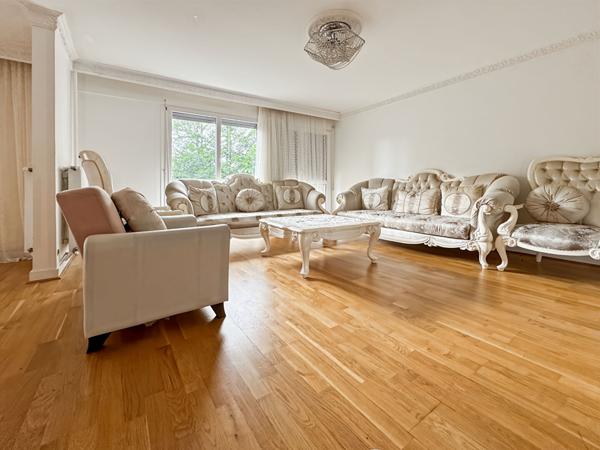 Appartement  6 pièces 111m² proche métro