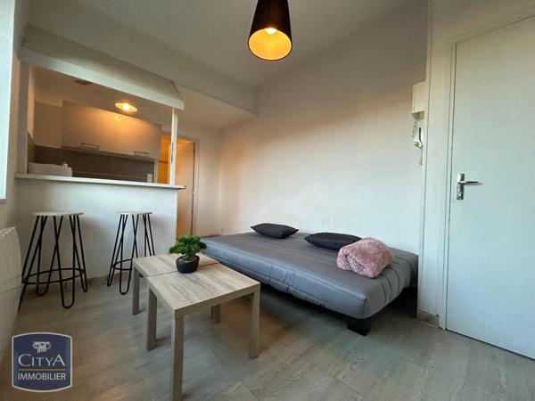 Appartement à louer 1 pièce 17.57m²