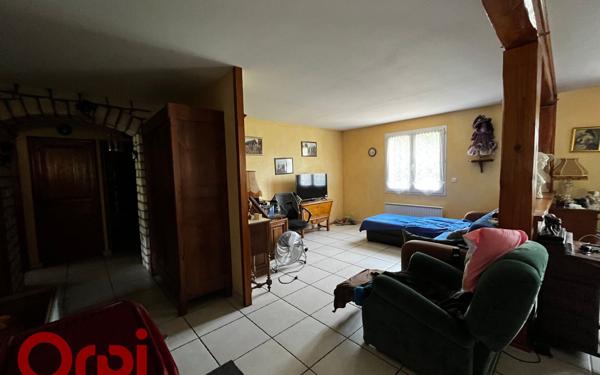 Maison à vendre    4 pièces • 244,32 m2 Doyet