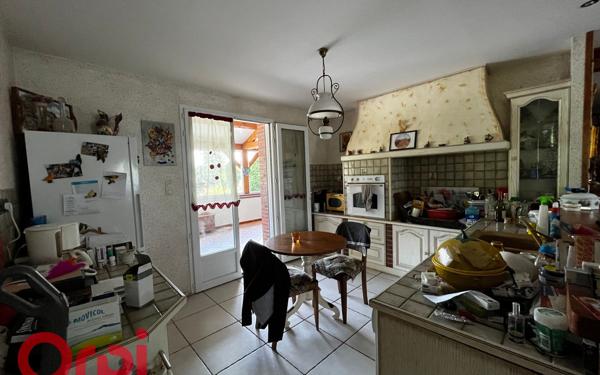 Maison à vendre    4 pièces • 244,32 m2 Doyet