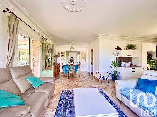 Maison à vendre 7 pièces 153 m² Le Rouret