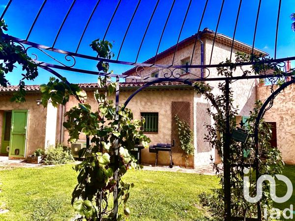 Maison à vendre 7 pièces 153 m² Le Rouret