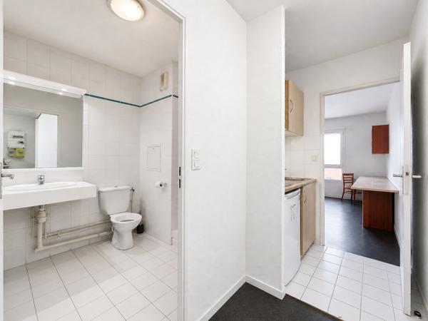 Appartement
         1 pièce
        - 22 m² 208 000 € *
