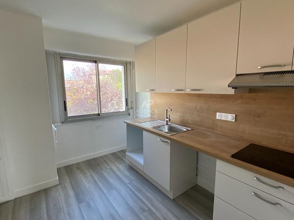 Appartement Maisons Laffitte 4 pièce(s) 76.84 m2 Loyer 1 790 €/mois charges comprises **  - Référence  3621