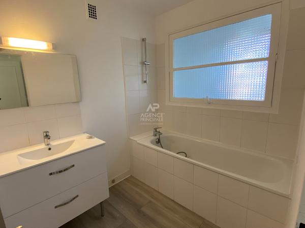Appartement Maisons Laffitte 4 pièce(s) 76.84 m2 Loyer 1 790 €/mois charges comprises **  - Référence  3621