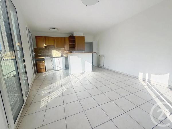 Appartement F2 à vendre  2 pièces - 41,12 m 2   PANTIN  - 93