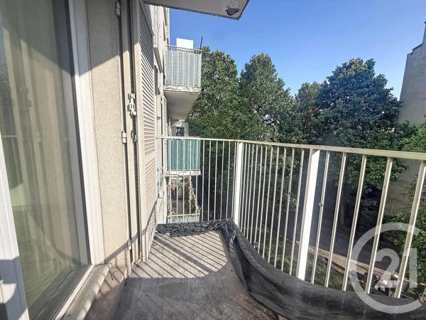Appartement F2 à vendre  2 pièces - 41,12 m 2   PANTIN  - 93