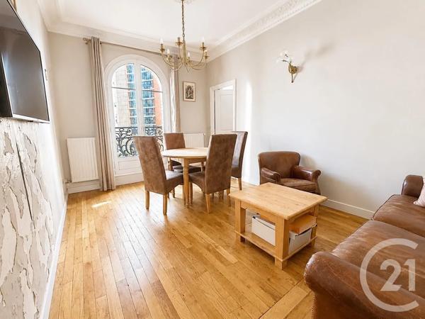 Appartement F2 à vendre  2 pièces - 41,12 m 2   PANTIN  - 93