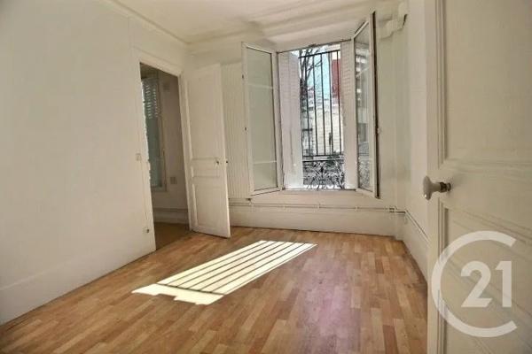 Appartement F2 à vendre  2 pièces - 41,12 m 2   PANTIN  - 93