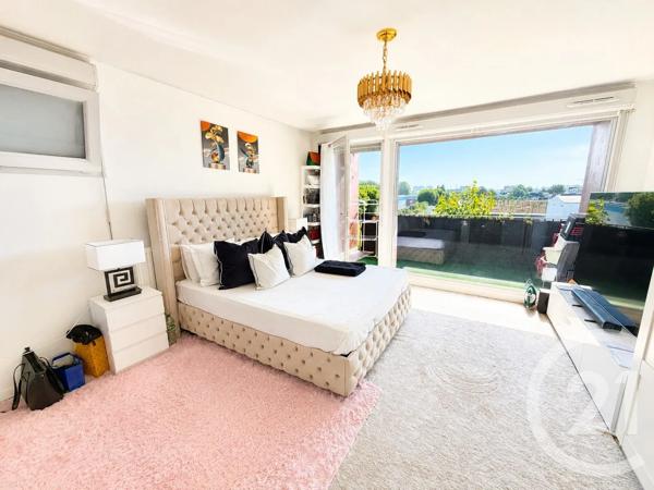 Appartement F2 à vendre  2 pièces - 41,12 m 2   PANTIN  - 93