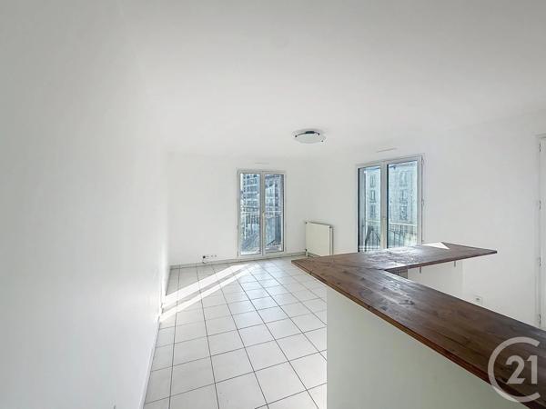 Appartement F2 à vendre  2 pièces - 41,12 m 2   PANTIN  - 93
