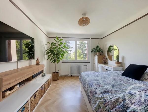 Maison à vendre  5 pièces - 105 m 2   FRESNES  - 94